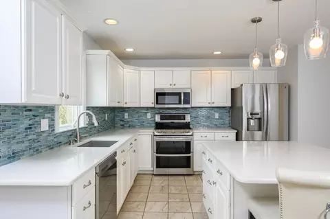 72 Pilgrim Trl, Marshfield, MA 02050 photo 7