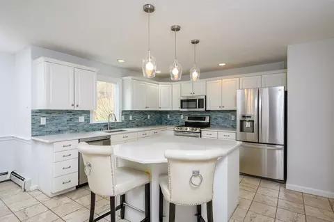 72 Pilgrim Trl, Marshfield, MA 02050 photo 6