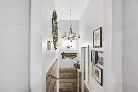 Entry Way - 70 Norman St, Springfield, MA 01104 photo 2 of 2
