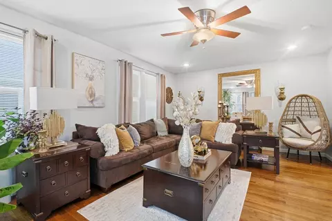 Living - 70 Norman St, Springfield, MA 01104 photo 1 of 1