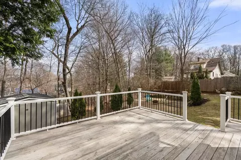 11 Balder Rd, Worcester, MA 01605 photo 32
