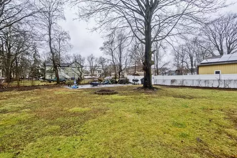 93 Pendleton Ave, Springfield, MA 01109 photo 31