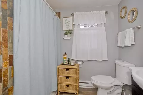 93 Pendleton Ave, Springfield, MA 01109 photo 22