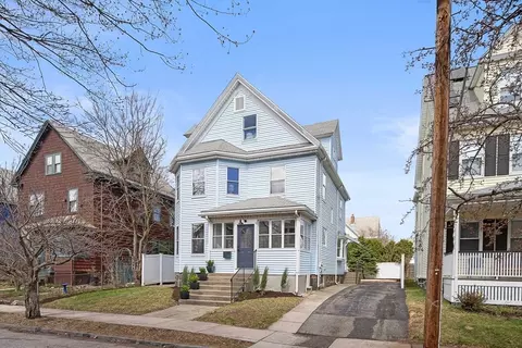 69 Capitol St, Watertown, MA 02472