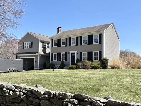 280 Blackstone St, Blackstone, MA 01504