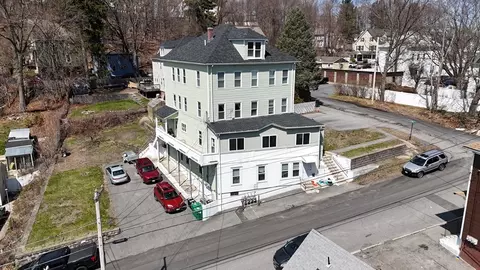 125 Grove St, Clinton, MA 01510