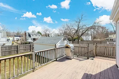 18 Circle Dr, Framingham, MA 01702 photo 23