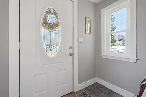 18 Circle Dr, Framingham, MA 01702 photo 13