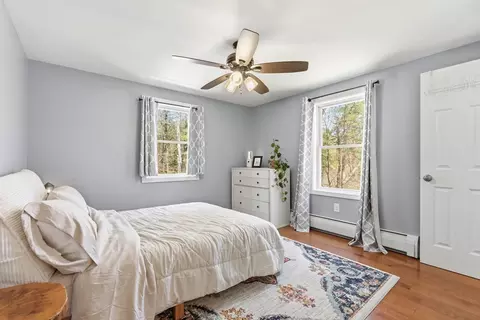 Bedroom - 83 Captain Beers Plain Rd, Northfield, MA 01360 photo 1 of 8