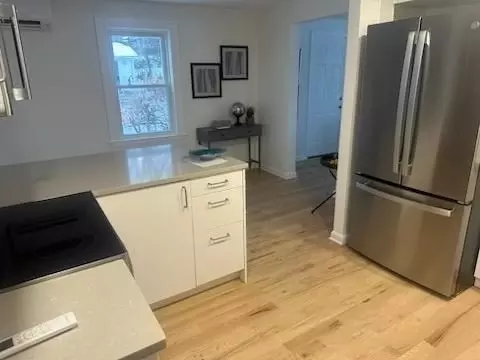 23 Cheney St, Needham, MA 02494 photo 5