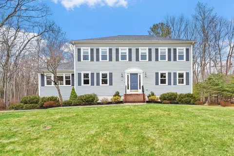 23 Howe St, Medway, MA 02053