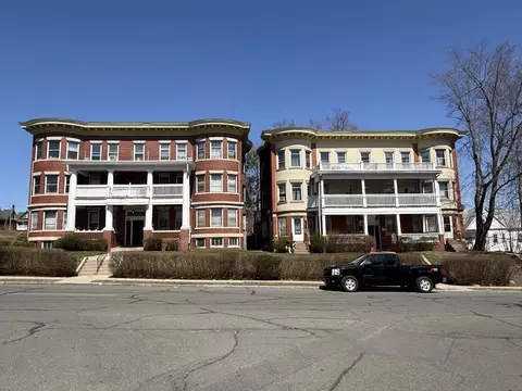 275-285 Suffolk St, Holyoke, MA 01040
