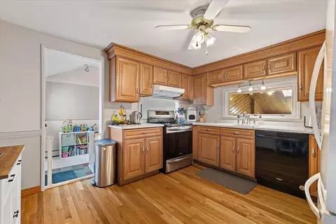 12 Middlesex Ave, Worcester, MA 01604 photo 9