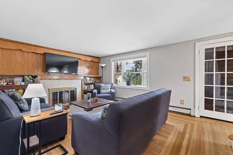 12 Middlesex Ave, Worcester, MA 01604 photo 7