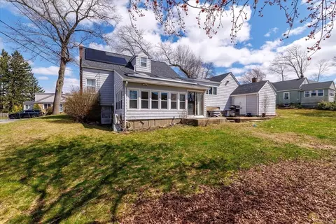12 Middlesex Ave, Worcester, MA 01604 photo 27