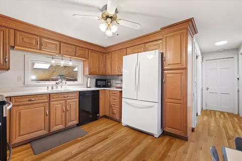 12 Middlesex Ave, Worcester, MA 01604 photo 11