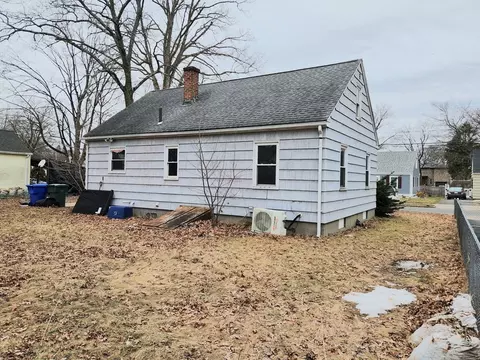 245 El Paso St, Springfield, MA 01104 photo 7