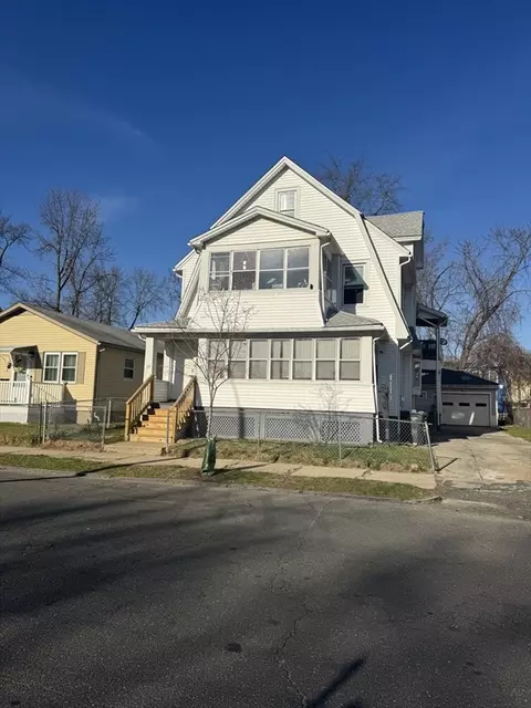 37-39 Dawes St, Springfield, MA 01109