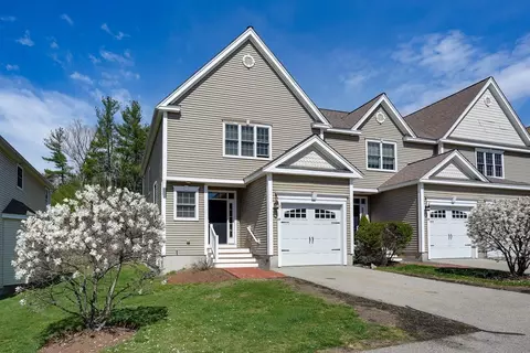 27 Autumn Ln #27, Northborough, MA 01532