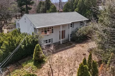 52 South Rd, Holden, MA 01520