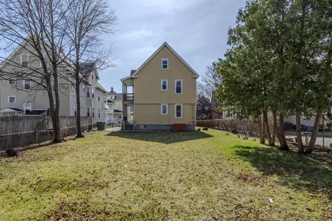 Exterior - 207-209 White St, Springfield, MA 01108 photo 1 of 3