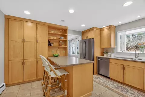18 Bromfield Rd, Acton, MA 01720 photo 5