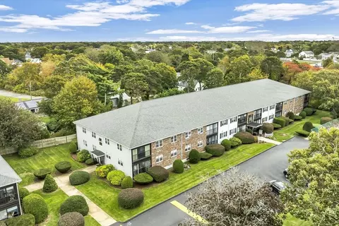 12 Candlewood Ln #2-6, Dennis, MA 02639