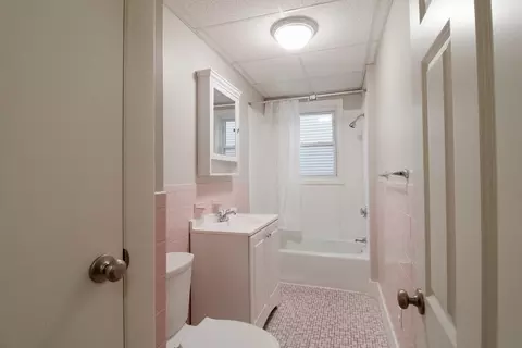 Bath - 771 Globe St, Fall River, MA 02724 photo 1 of 2