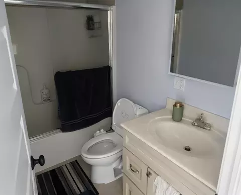 Bath - 456 Ridge Rd, Athol, MA 01331 photo 3 of 3