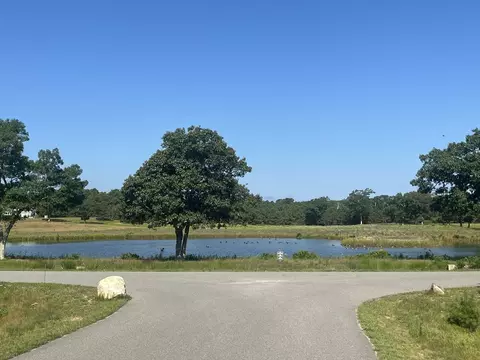 View/Area - 8 Paddock Rd, Oak Bluffs, MA 02557 photo 1 of 1