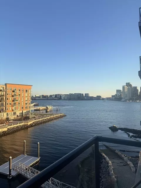65 Lewis St #403, Boston, MA 02128