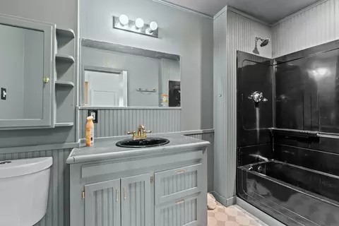 128 Cambridge St, Fall River, MA 02721 photo 17