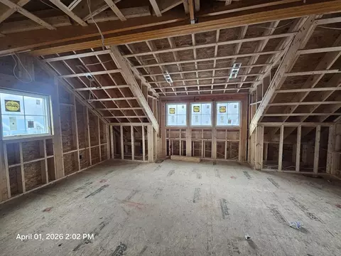 11 Greenough St, Needham, MA 02494 photo 4