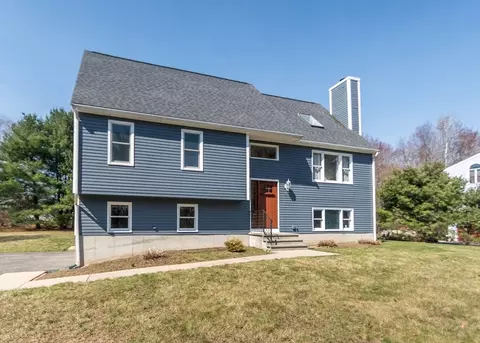 46 Timberline Rd, Millis, MA 02054 photo 2