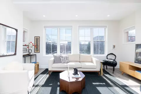 70 Bremen St #201, Boston, MA 02128