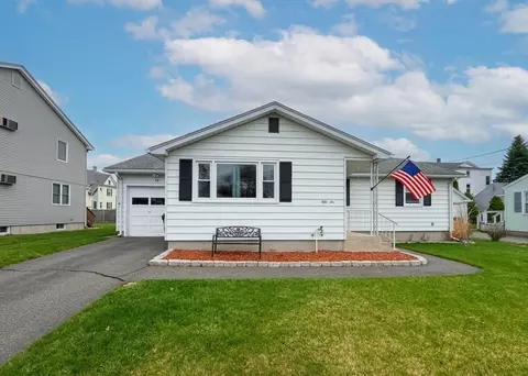 56 Thaddeus St, Chicopee, MA 01020 photo 2