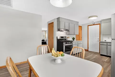 56 Thaddeus St, Chicopee, MA 01020 photo 14