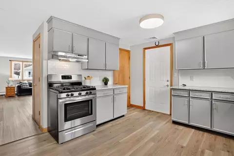 56 Thaddeus St, Chicopee, MA 01020 photo 17