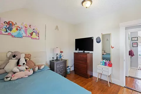 464 Birch St, Fall River, MA 02724 photo 21