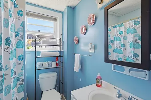 464 Birch St, Fall River, MA 02724 photo 23