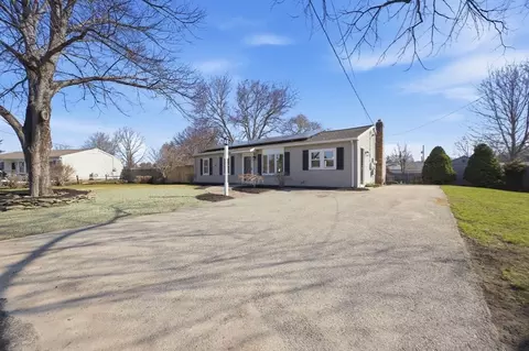 534 Hogg Memorial Dr, Whitman, MA 02382