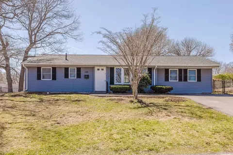 149 Errol Rd, Brockton, MA 02302