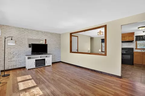 70 Quentin Rd, Springfield, MA 01129 photo 9