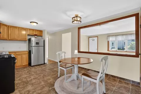 70 Quentin Rd, Springfield, MA 01129 photo 7