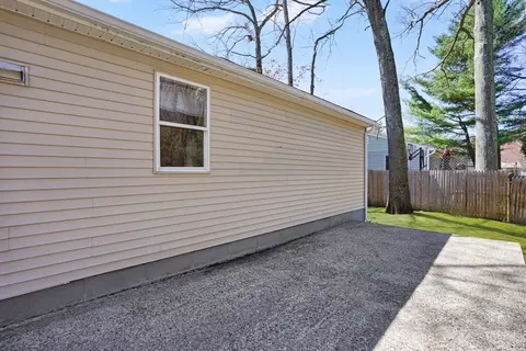 70 Quentin Rd, Springfield, MA 01129 photo 36