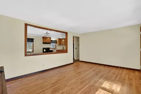 70 Quentin Rd, Springfield, MA 01129 photo 12