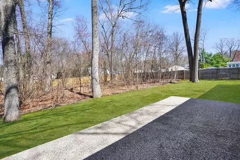 70 Quentin Rd, Springfield, MA 01129 photo 37