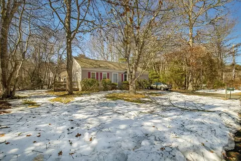 47 May Ln, Centerville, MA 02632 photo 3