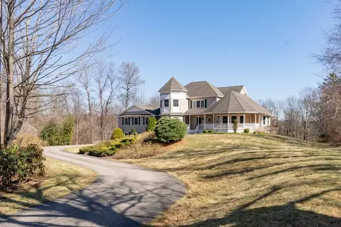 155 Rawson St, Leicester, MA 01524