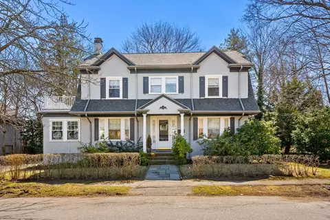 15 Preston Beach Rd, Marblehead, MA 01945